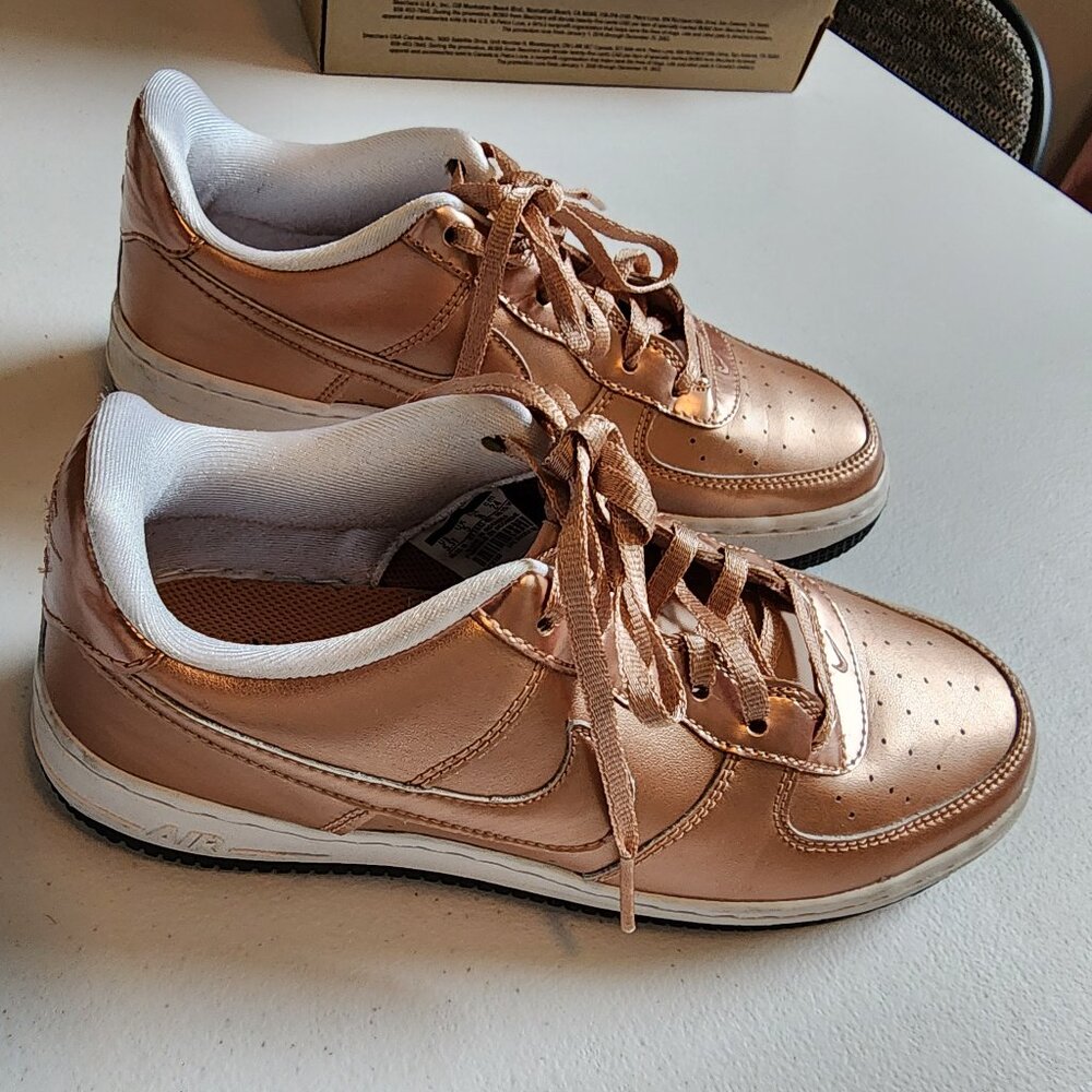 Nike Air Rose Gold Tennis Shoes - Youth 5.5Y - Women's 7